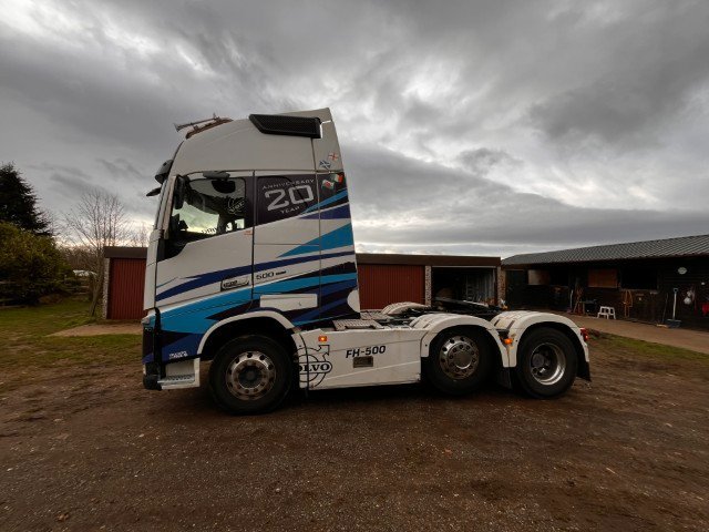 VOLVOFH500 10
