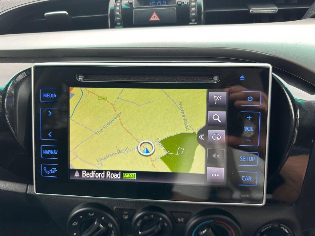 4b70420862cf454daf25757fff1f3285