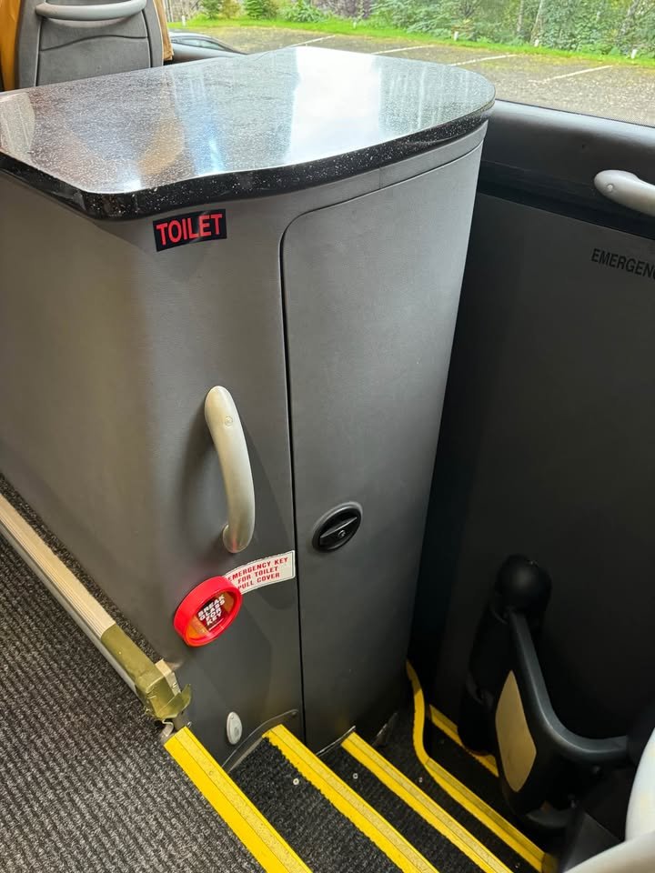 528864835_24558635737074408_7675646441005588071_n