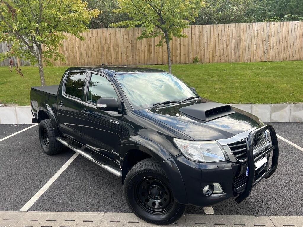 b5d388b3cbb24f27b338238f0d630898