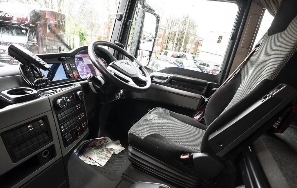 0bc648a40a2e418a8c9aa1fce7cf4865