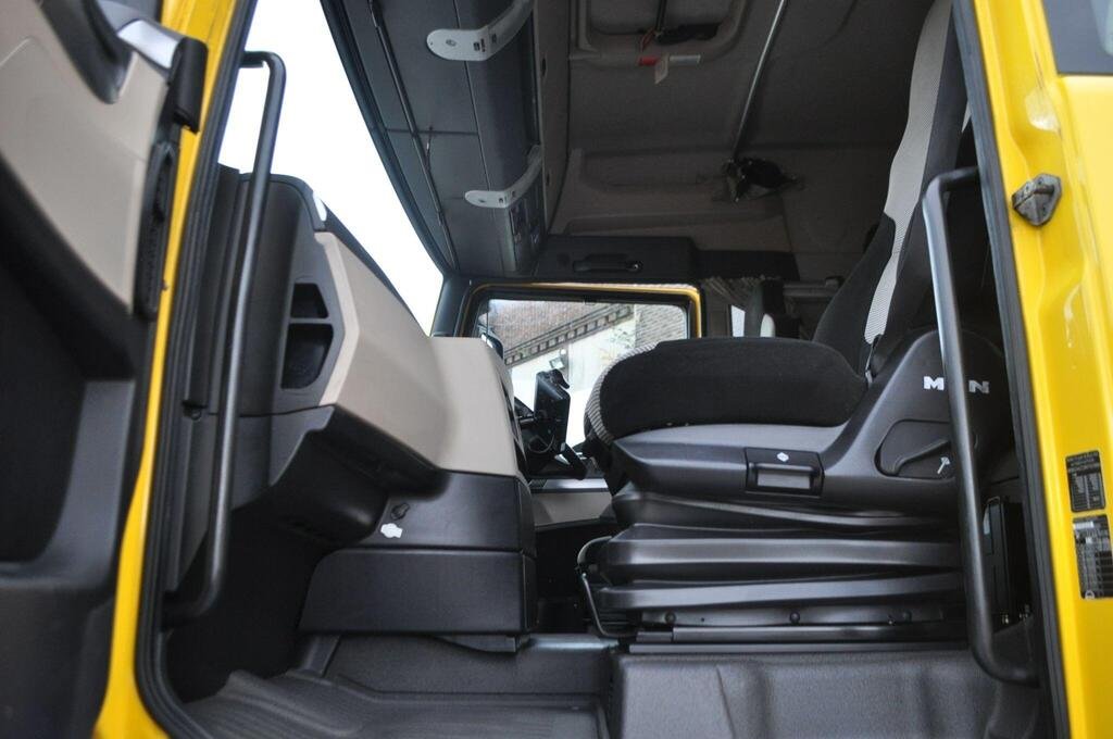 3cc6fbbb1ace4e75bff2503b7c6b53b6 (1)