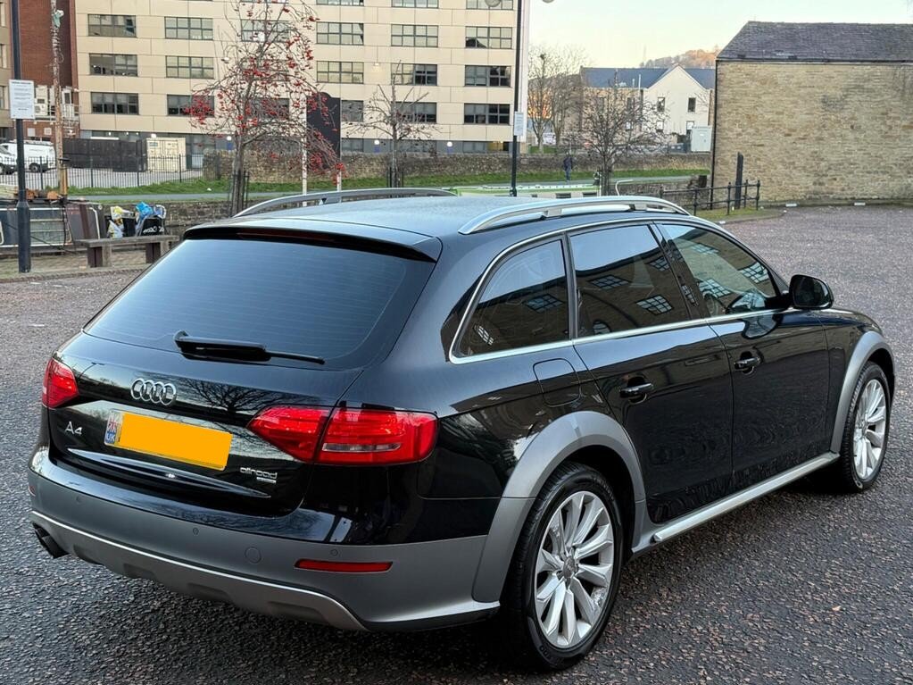 95b0b28efd2b484da9a3f3d7226c6c33