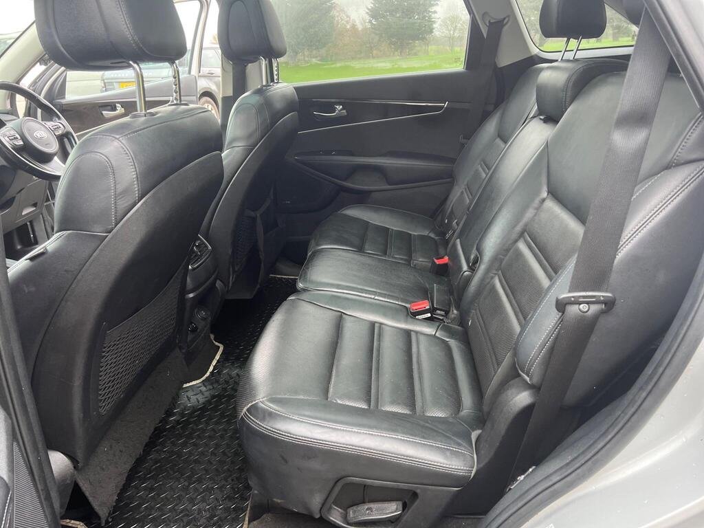 9c8155fb8bbf4c2ea8457f5b70d0ef7e