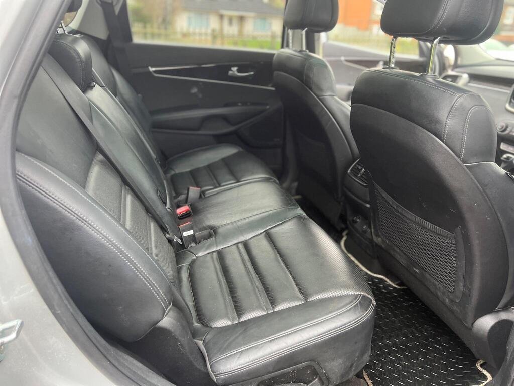 c954ca2bda9744d5b77eef9c777f6183